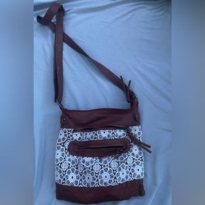 boho crossbody bag, lightly used. great condition
